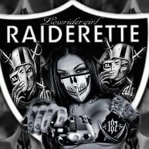 Meet your Posher, Saralena